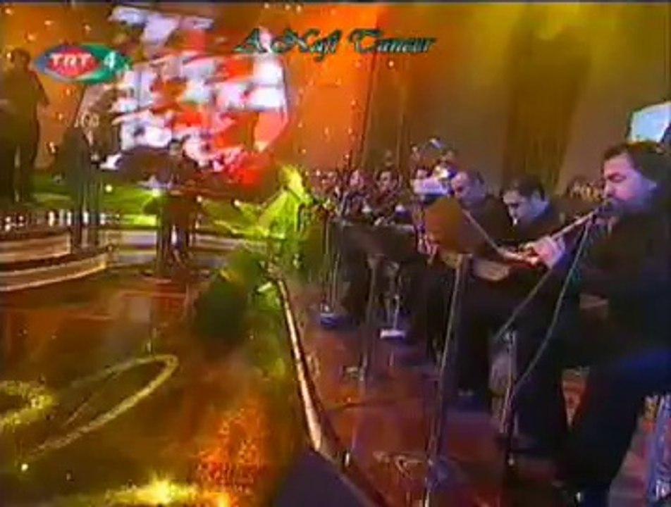 Muazzez ERSOY *Harman Yeri Sürseler*