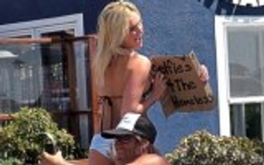 Güzel Hatun Kullanarak Evsizlere Yardım Etmek