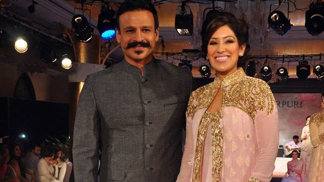 Vivek Oberoi Walks For Maheka Mirpuri's Fashion Show !