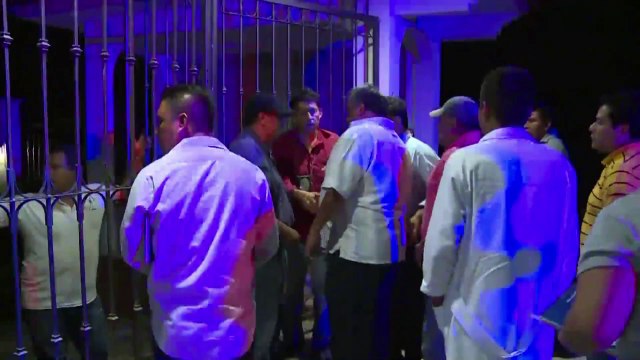 تحقيق بعد العثور على جثث قرب مكان فقد فيه 43 طالبا في المكسيك