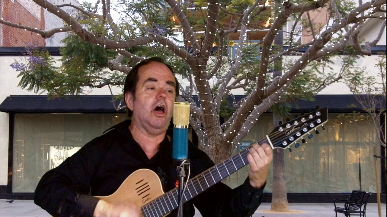 Winston K sings Can't Find My Way Home by Blind Faith