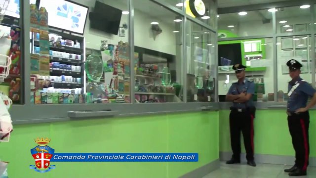 Torre Annunziata (NA) - Presi i rapinatori di uffici postali e tabaccherie (04.10.14)
