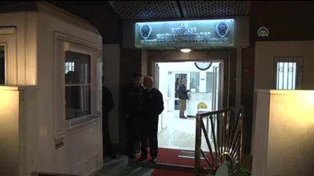 Davutoğlu Polislerle Bayramlaştı