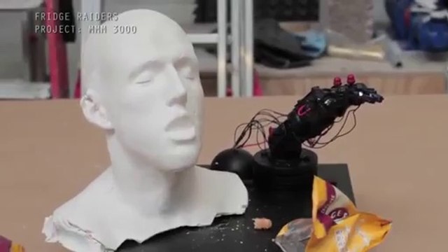 Joli fail lors de la presentation d'un bras robotisé