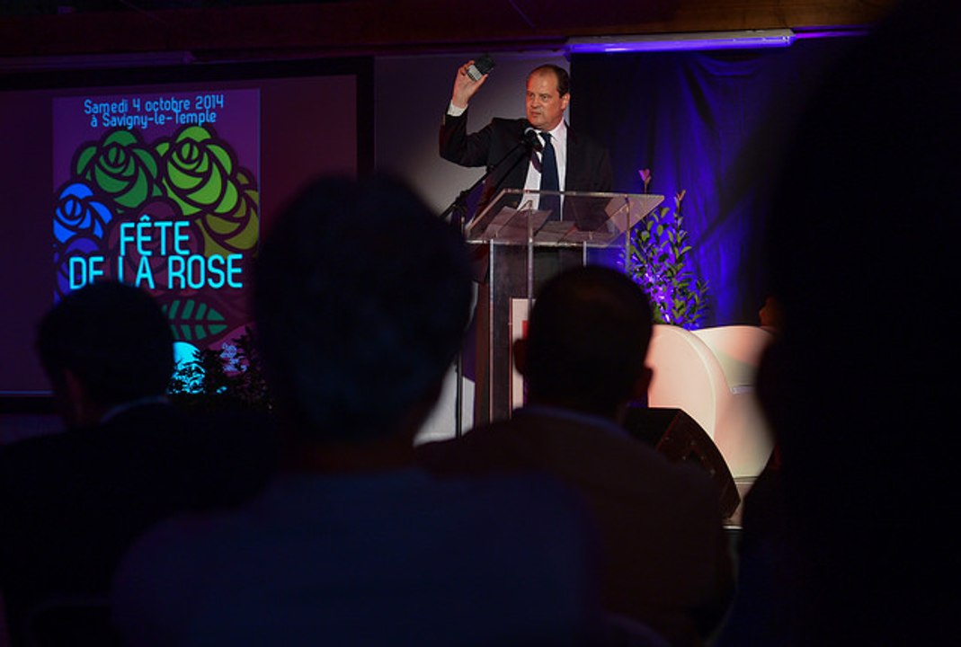 Fête de la Rose à Savigny-le-Temple en présence de J-C Cambadélis (Seine et Marne)