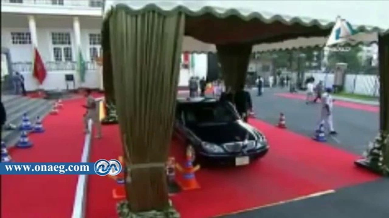 بالفيديو.. لحظة وصول الدكتور أحمد الطيب إلي "ال...