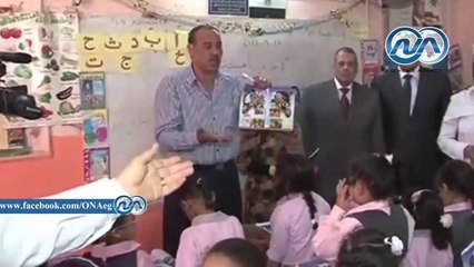 بالفيديو..«الداخلية» توزع «الكراريس» على الطلاب بمناسبة بدء العام الدراسى الجديد