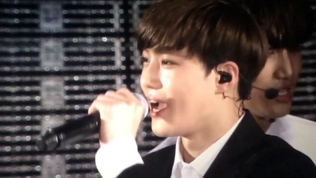 141004 EXO - Introduce @ SMTOWN Live In TOKYO