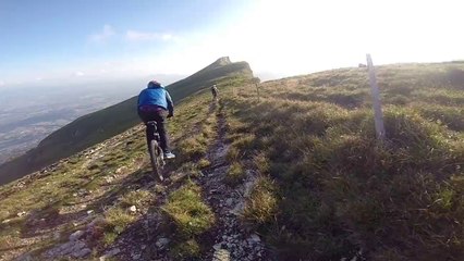 Descente depuis le Reculet ( Crête du Jura ) Acte 9