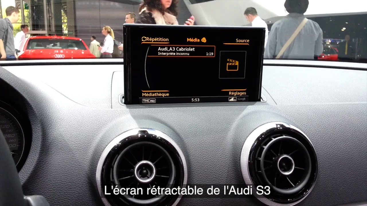 Salon de l'automobile 2014: L'écran rétractable de l'Audi S3