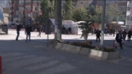 Hakkari'de İzinsiz Gösteri