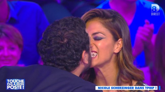 Jeux coquins entre Nicole Scherzinger et Cyril Hanouna - ZAPPING PEOPLE DU 07/10/2014
