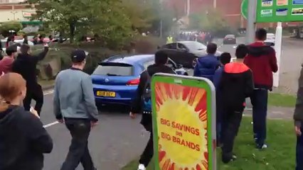 Quand on fait le malin à un meeting tuning...