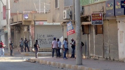 Nusaybin'de Ypj'linin Taziyesinden Sonra Olaylar Çıktı
