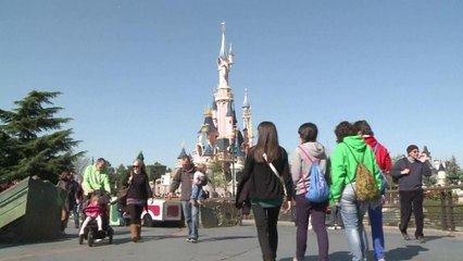 Euro Disney annonce une recapitalisation d'un milliard d'euros