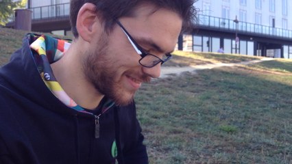 Un livre de 4,5 kilos sur ACDC