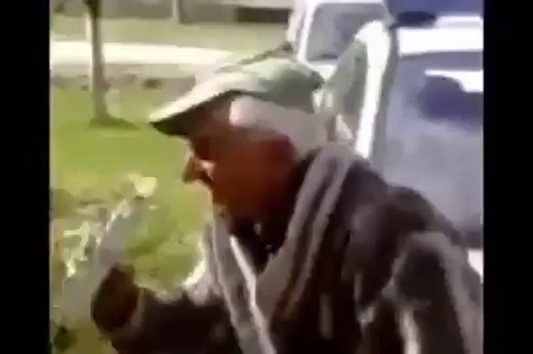 Rusyada polisi kopartan sarhoş dayı :)