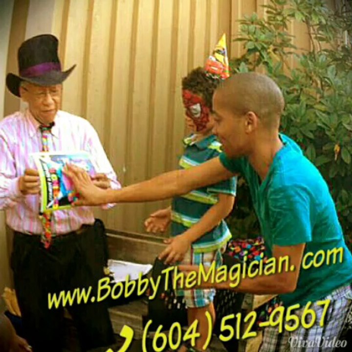 Abbotsford Hindu Society reviews a $75/show Vancouver Magician, Vancouver balloon twister, Vancovuer face painter