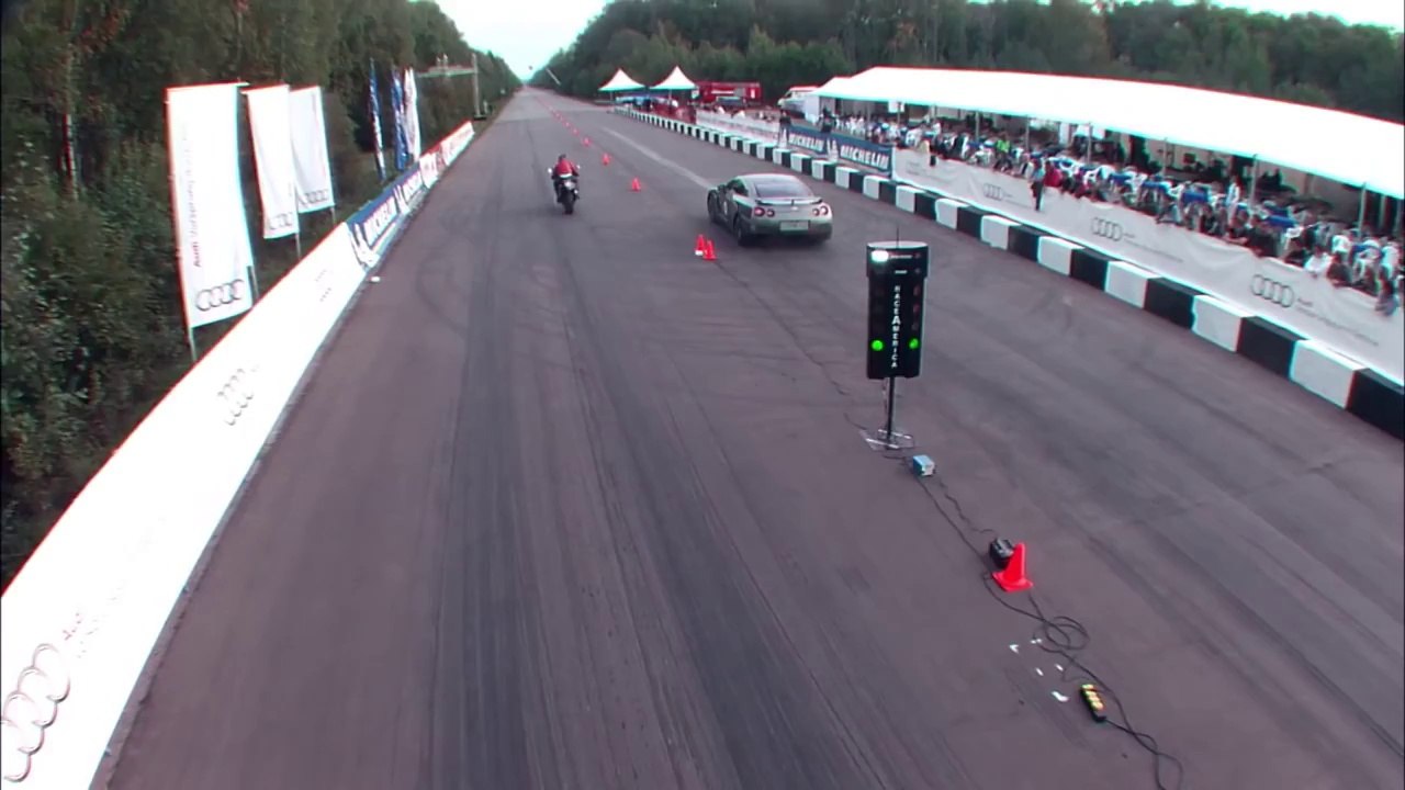 Suzuki GSX1300R vs Nissan GT-R Switzer R850 - Araba Tutkum