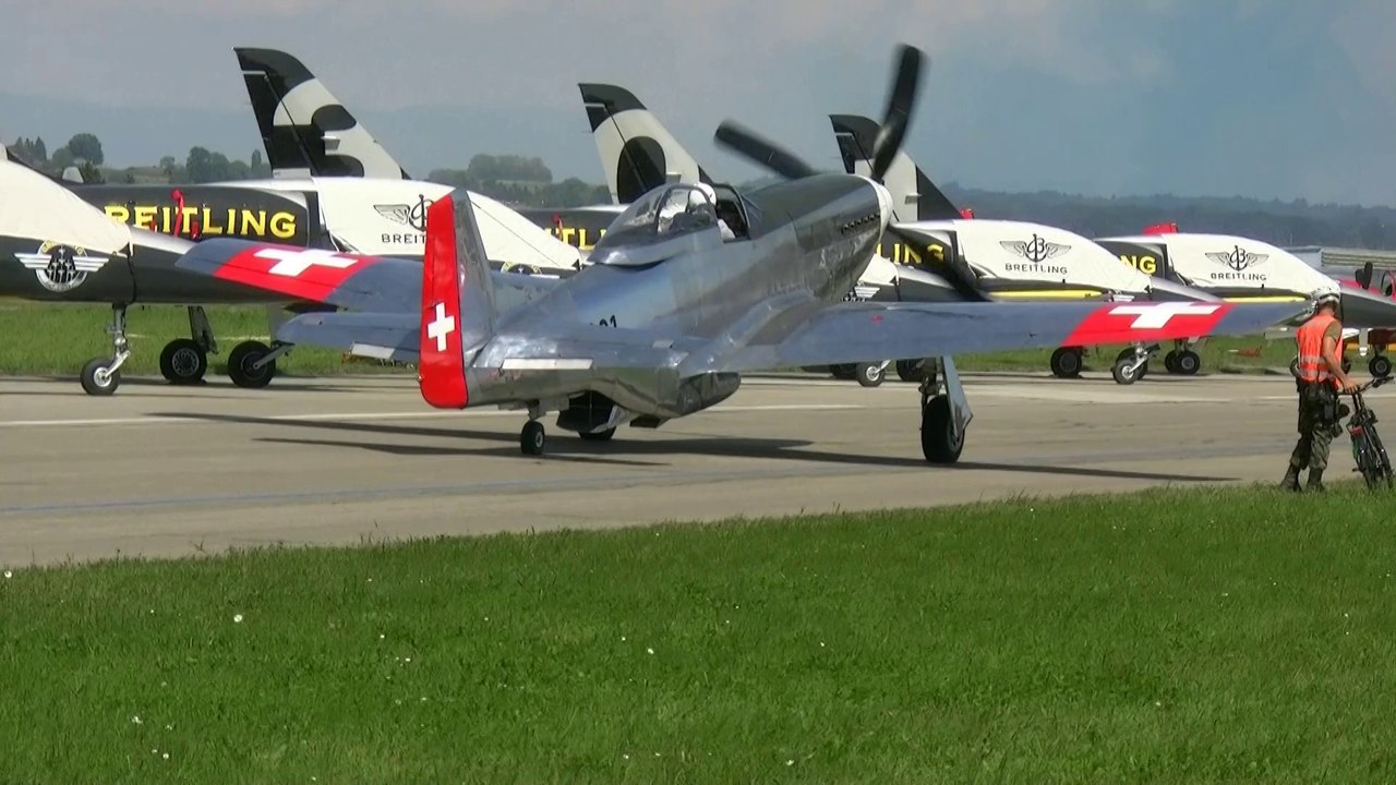 AIR14 NORTH AMERICAN P-51 MUSTANG