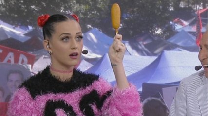 Katy Perry's 'College GameDay' Highlights: Hits on Trevor Knight, Throws Corn Dogs