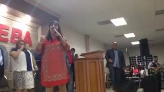 Nimsy Lopez Cantando Aprueba de Todo en Vivo