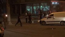 Cizre'de Göstericiler Bir Marketi Ateşe Verdi