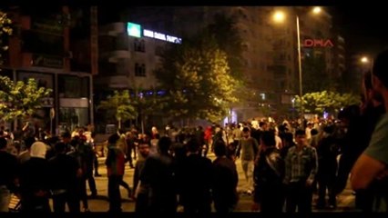 Batman'da Hüda-Par Önündeki Araçlar Ateşe Verildi