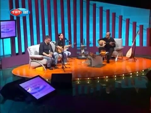 Özlem Özdil ~ Uzakların Türküsü