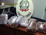 Ragusa - Arrestato ghanese con 7 kg di marijuana nel bagaglio (06.10.14)