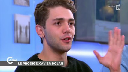 Xavier Dolan rougit face à l'accueil triomphal de "Mommy" - C à vous - 06/10/2014