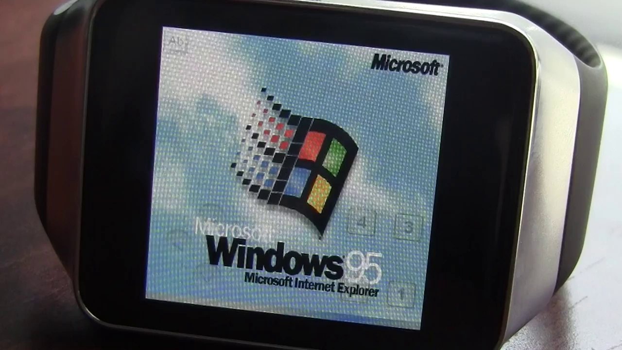 Windows 95 sur une montre Android Wear