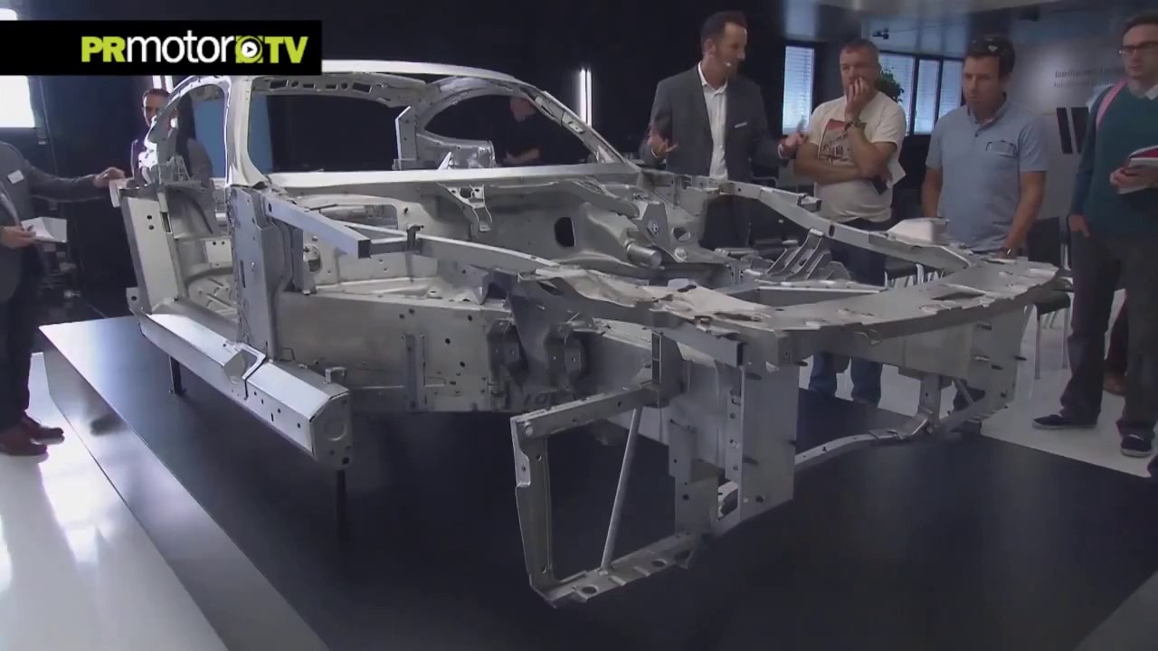 Asi es el nuevo motor del Mercedes-AMG GT - Car News TV en PRMotor TV Channel (HD)