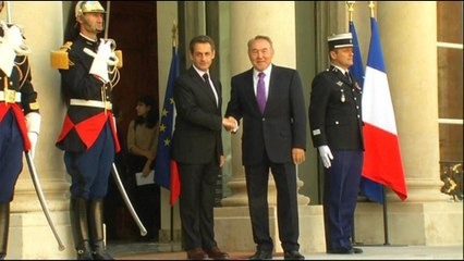 Les hélicoptères du Kazakhstan: l'enquête qui inquiète Sarkozy