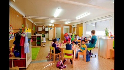 Peinlich Westen ist peinlicher als ein haufen affen