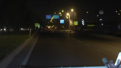 Işid Bahanesiyle İzinsiz Gösteriler - Göstericiler, Yolu Trafiğe Kapattı