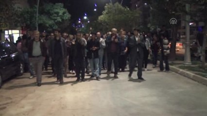 Işid Bahanesiyle İzinsiz Gösteriler