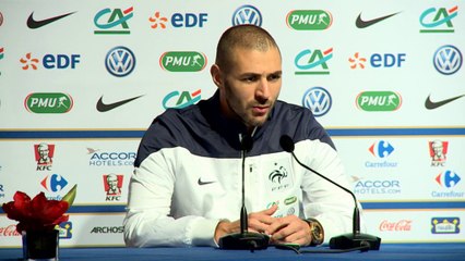 Bleus - Benzema : "Difficile de prendre la balle à Cristiano Ronaldo"