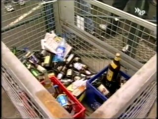 Die Fan-Polizisten vom Betzenberg / Doku