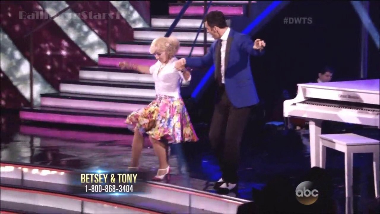 Betsey Johnson & Tony - Jive - DWTS 19 (Week 4)