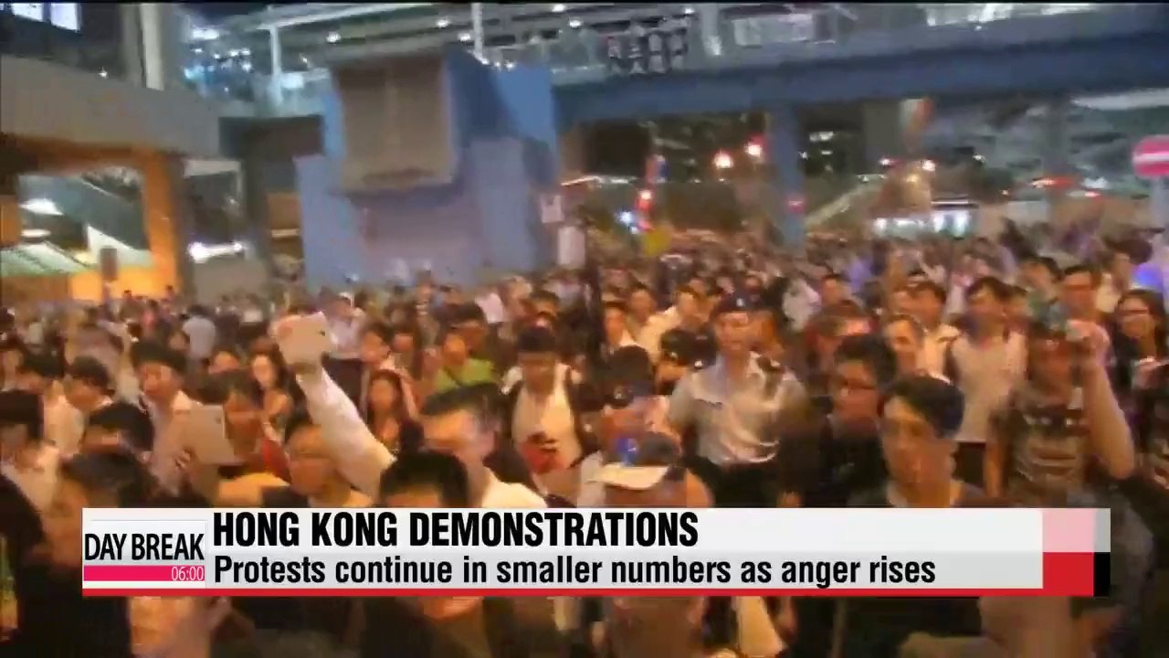 Hong Kong's top officials, student leaders to launch formal dialogue on Friday