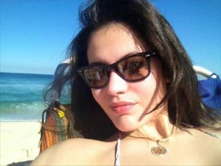 Feliz aniversário Ana Carolina Dias