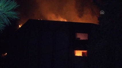 Işid Bahanesiyle İzinsiz Gösteriler - Kamu Binalarına Zarar Verildi