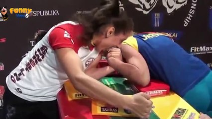 Crazy lady arm wrestling - HD