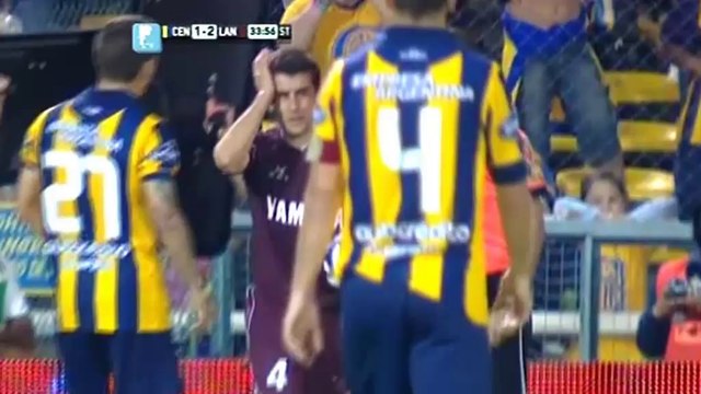 Araujo trafiony zapalniczką w trakcie meczu