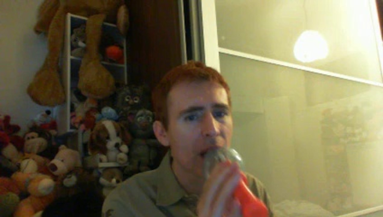 Wiwi égratigne "tu es mon roi" de Betty Marolany