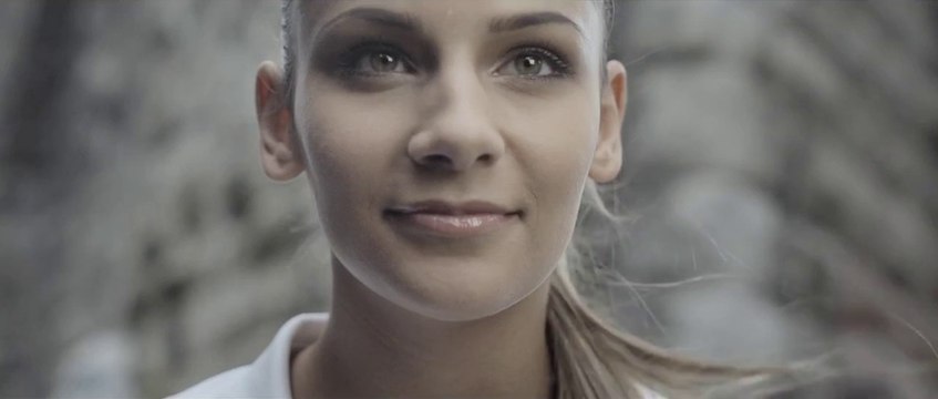 Ils accompagnent les joueuses sur le terrain !