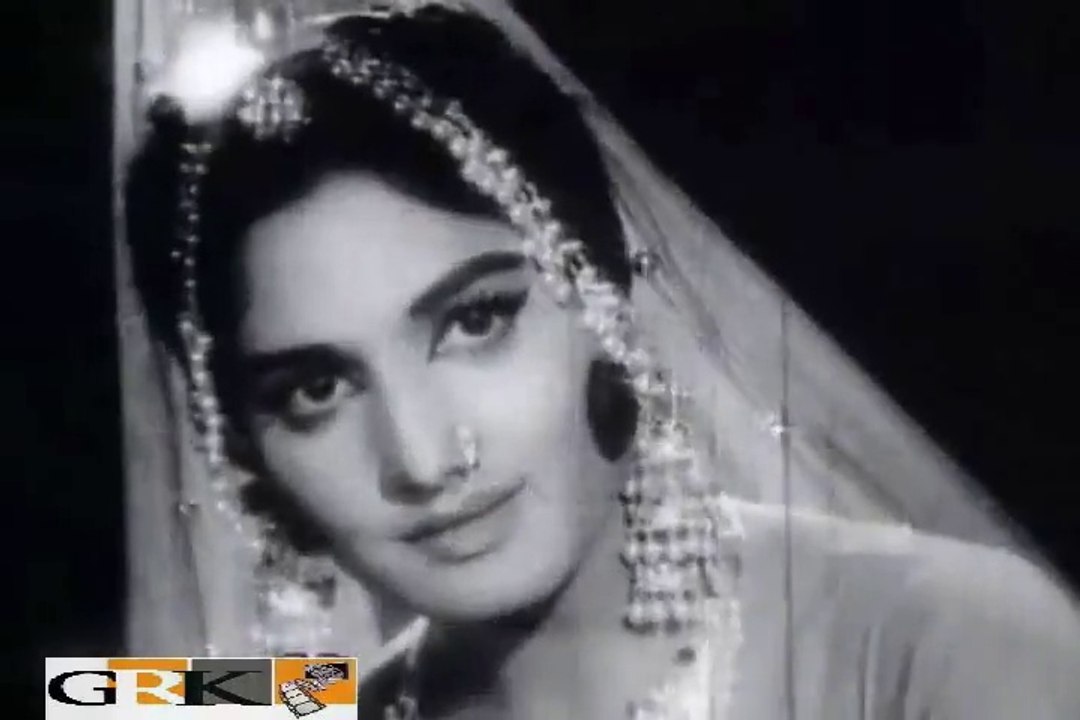 PAYAL SANG BANDHI BALMA NE O DEKHO CHAAL BADAL GAI MORI -  BEHAN BHAI