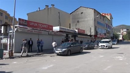 Tunceli'de Kepenkler Açılmadı