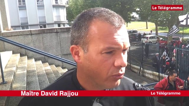 Incendie du centre des impôts. Le Bonnet rouge libéré